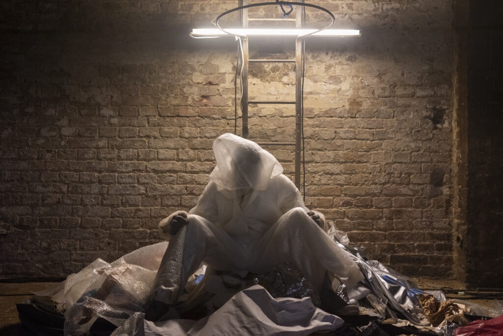 PULVER © Nick Mangafas